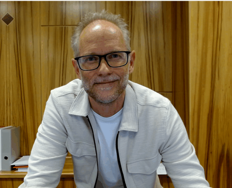 ChrisBüro01_20240910